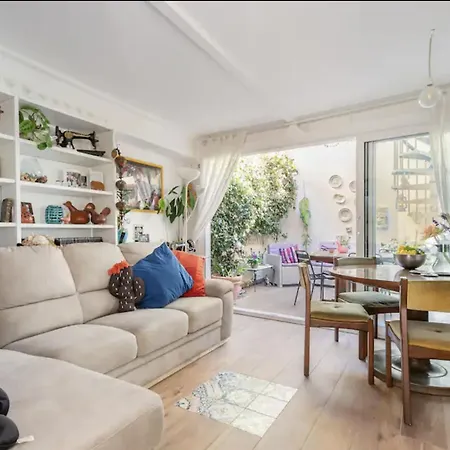 Stanza Privata Vicino La Metro Homestay *